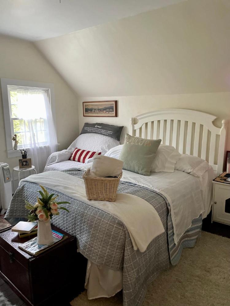 Deluxe Suite interior